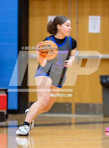 Thumbnail 2 in Statesville vs Community School of Davidson (North Iredell Holiday Classic) photogallery.