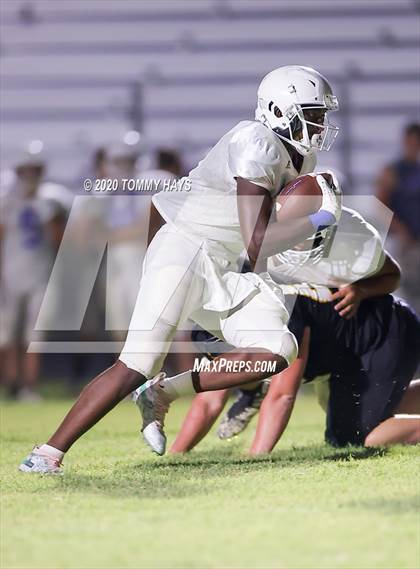 Thumbnail 2 in Peaster vs Chico (Scrimmage) photogallery.