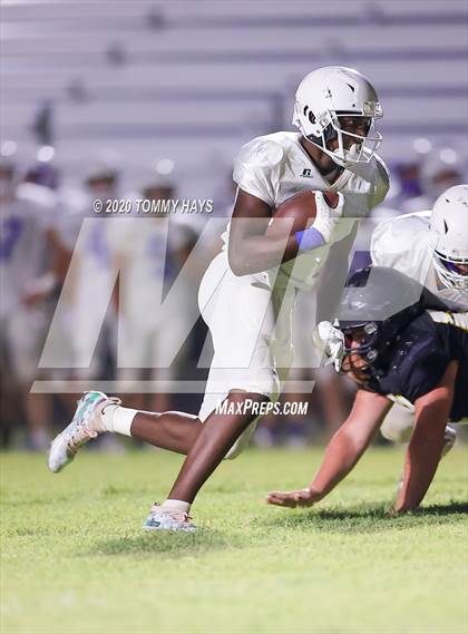 Thumbnail 1 in Peaster vs Chico (Scrimmage) photogallery.