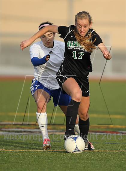 Thumbnail 3 in Bishop Amat vs. Granada Hills (San Pedro Tournament) photogallery.