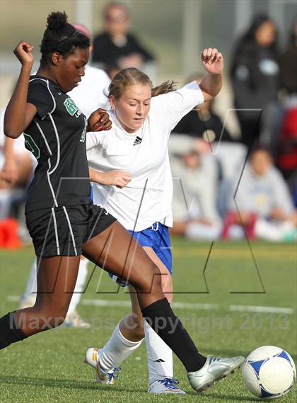Thumbnail 2 in Bishop Amat vs. Granada Hills (San Pedro Tournament) photogallery.