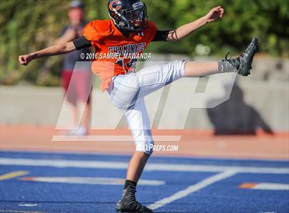 Thumbnail 2 in Crespi @  Chaminade photogallery.