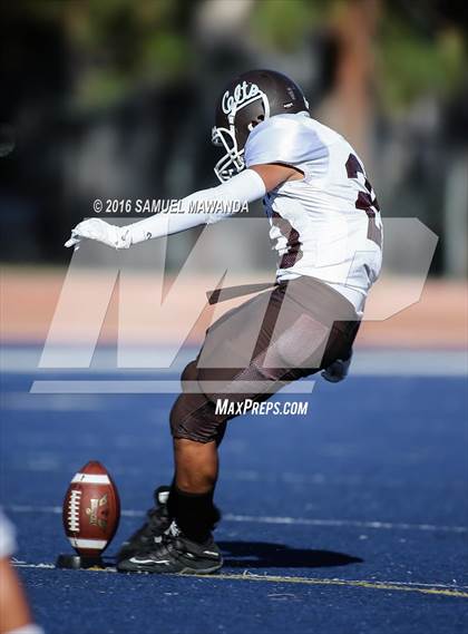 Thumbnail 1 in Crespi @  Chaminade photogallery.