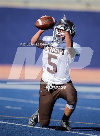 Thumbnail 3 in Crespi @  Chaminade photogallery.