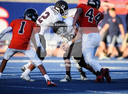 Thumbnail 3 in Crespi @  Chaminade photogallery.