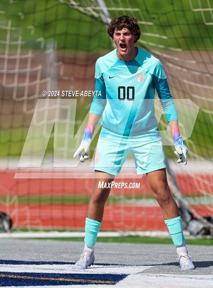Thumbnail 1 in Regis Jesuit @ Arapahoe photogallery.