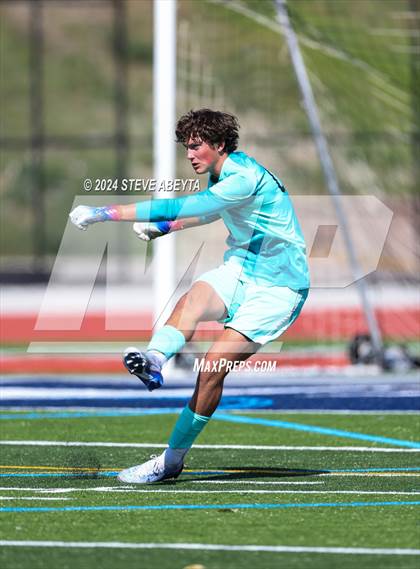 Thumbnail 1 in Regis Jesuit @ Arapahoe photogallery.
