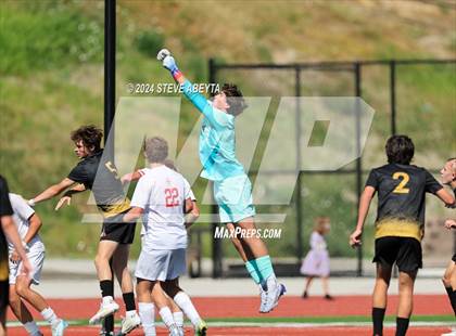 Thumbnail 1 in Regis Jesuit @ Arapahoe photogallery.