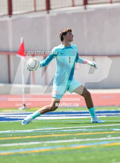 Thumbnail 2 in Regis Jesuit @ Arapahoe photogallery.