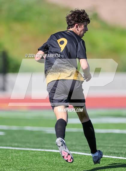 Thumbnail 2 in Regis Jesuit @ Arapahoe photogallery.