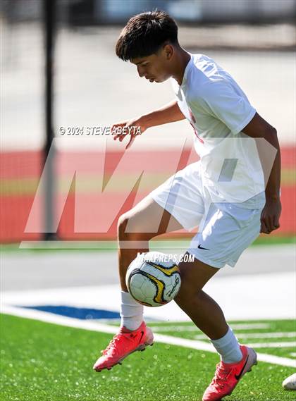 Thumbnail 2 in Regis Jesuit @ Arapahoe photogallery.