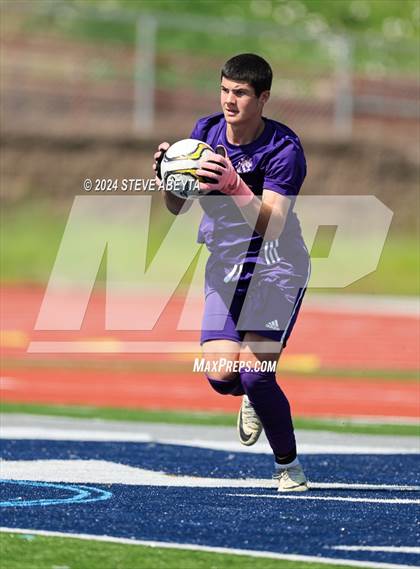 Thumbnail 3 in Regis Jesuit @ Arapahoe photogallery.