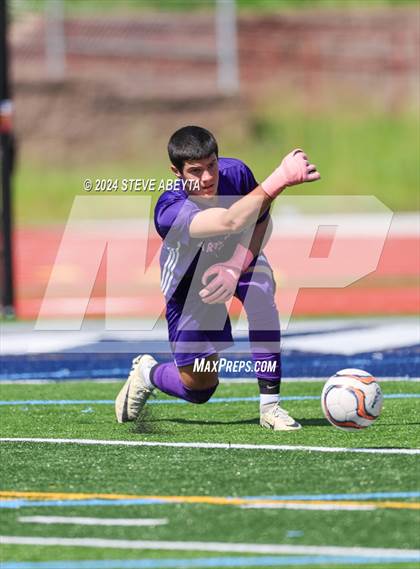 Thumbnail 2 in Regis Jesuit @ Arapahoe photogallery.