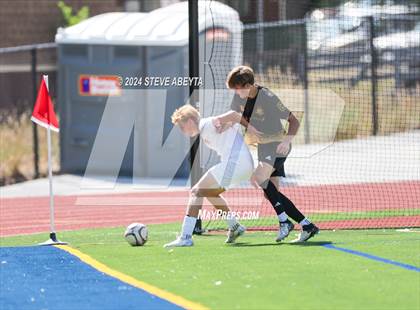 Thumbnail 1 in Regis Jesuit @ Arapahoe photogallery.