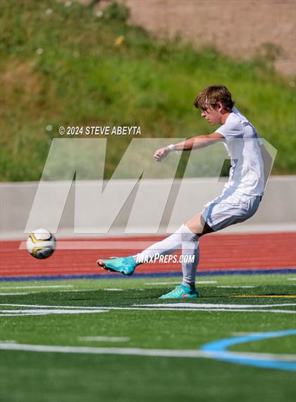 Thumbnail 2 in Regis Jesuit @ Arapahoe photogallery.