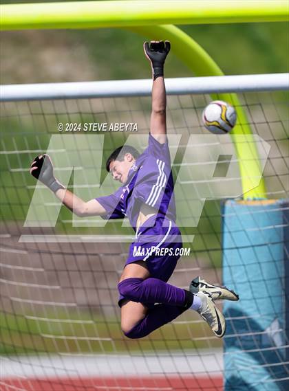 Thumbnail 1 in Regis Jesuit @ Arapahoe photogallery.
