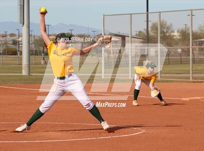 Thumbnail 3 in Horizon vs. Greenway photogallery.
