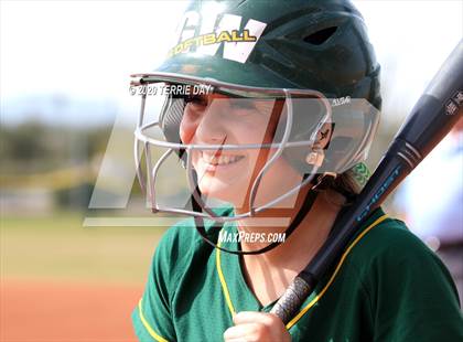 Thumbnail 3 in Horizon vs. Greenway photogallery.