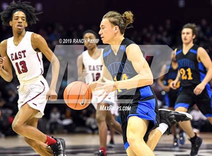 Thumbnail 2 in Shadow Mountain vs Memphis East (Bass Pro Shop Tournament of Champions) photogallery.