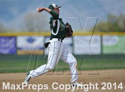 Thumbnail 2 in Denver East @ Mountain Vista (CHSAA 5A District 4 Playoff) photogallery.