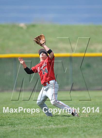 Thumbnail 2 in Denver East @ Mountain Vista (CHSAA 5A District 4 Playoff) photogallery.