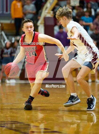 Thumbnail 3 in Daniel Boone @ Dobyns-Bennett photogallery.