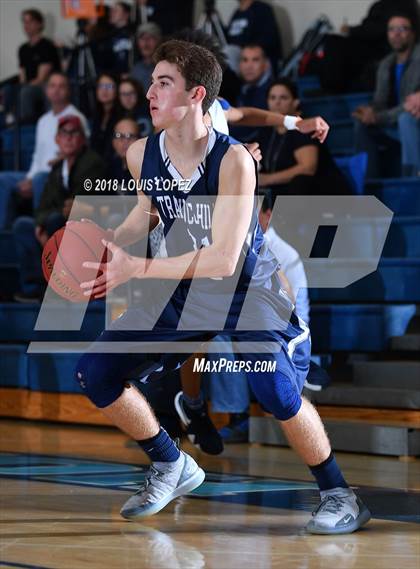 Thumbnail 3 in Pacifica Christian/Orange County vs. Trabuco Hills photogallery.
