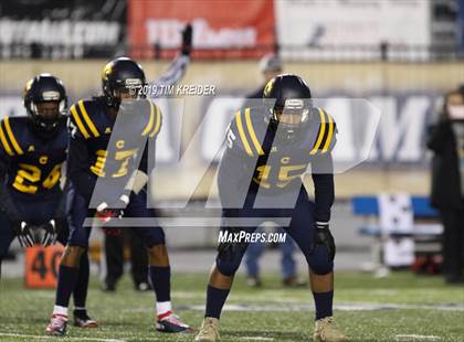 Thumbnail 3 in Archbishop Wood vs. Cheltenham (PIAA 5A Championship) photogallery.