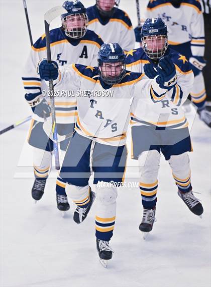 Thumbnail 3 in Poudre School District vs. Mountain Vista - CHSAA 5A Quarterfinals photogallery.