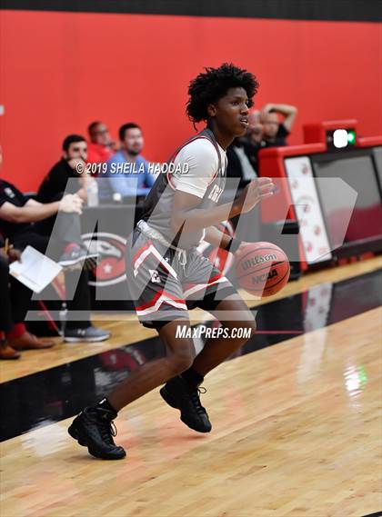 Thumbnail 3 in IMG Academy vs. Edgewater (Sun Bash Tournament) photogallery.