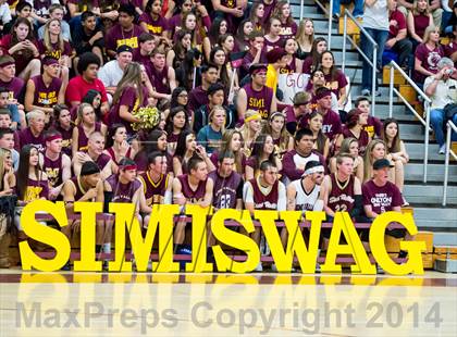 Thumbnail 3 in Royal @ Simi Valley photogallery.