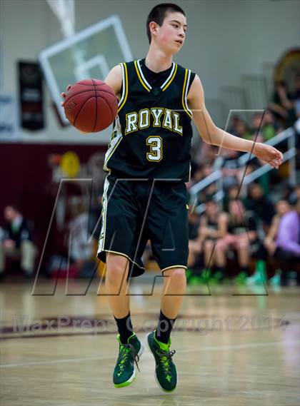 Thumbnail 3 in Royal @ Simi Valley photogallery.
