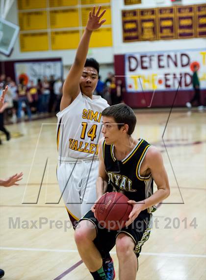Thumbnail 3 in Royal @ Simi Valley photogallery.