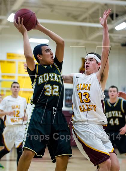Thumbnail 2 in Royal @ Simi Valley photogallery.