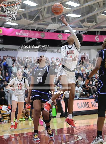 Thumbnail 3 in IMG Academy vs. Long Island Lutheran (Army National Guard Hoophall Classic) photogallery.