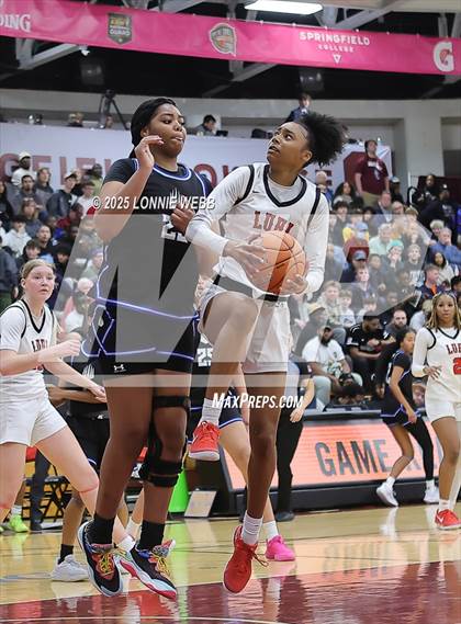 Thumbnail 1 in IMG Academy vs. Long Island Lutheran (Army National Guard Hoophall Classic) photogallery.