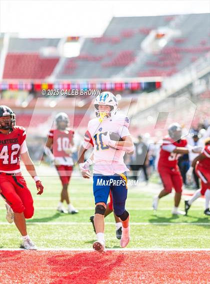 Thumbnail 3 in Orem vs West (UHSAA 5A Semifinal) photogallery.