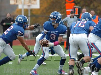 Thumbnail 1 in Valley Regional/Old Lyme @ Coginchaug Regional photogallery.