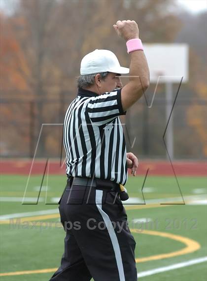 Thumbnail 1 in Valley Regional/Old Lyme @ Coginchaug Regional photogallery.