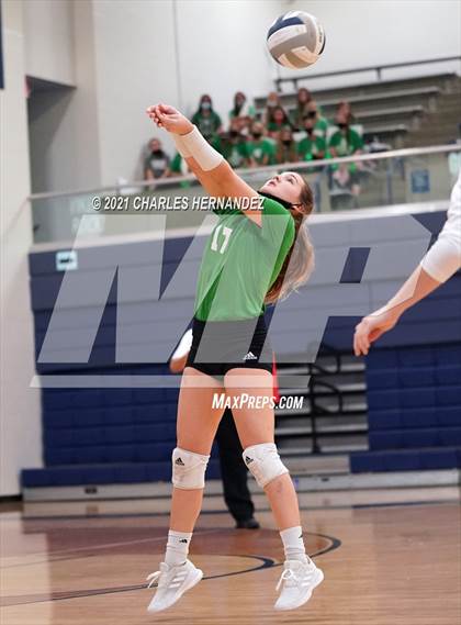 Thumbnail 2 in Brenham vs. Anderson (UIL 5A Area Playoff) photogallery.