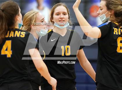 Thumbnail 3 in Brenham vs. Anderson (UIL 5A Area Playoff) photogallery.