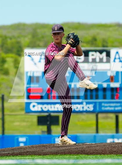 Thumbnail 1 in Golden vs. Cheyenne Mountain (CHSAA 4A Final Game 2) photogallery.