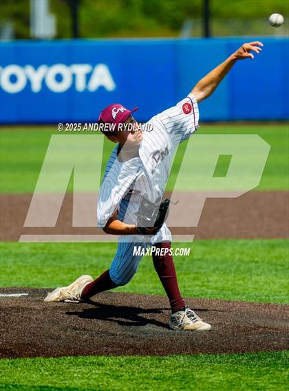 Thumbnail 2 in Golden vs. Cheyenne Mountain (CHSAA 4A Final Game 2) photogallery.