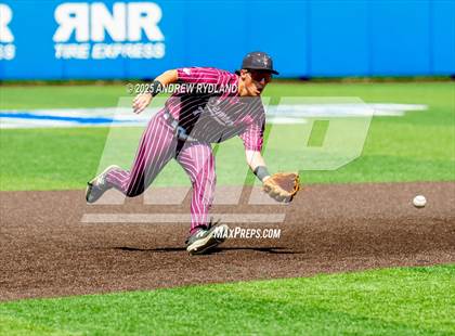 Thumbnail 2 in Golden vs. Cheyenne Mountain (CHSAA 4A Final Game 2) photogallery.