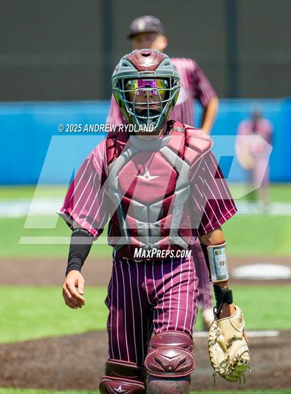 Thumbnail 1 in Golden vs. Cheyenne Mountain (CHSAA 4A Final Game 2) photogallery.