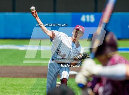Thumbnail 2 in Golden vs. Cheyenne Mountain (CHSAA 4A Final Game 2) photogallery.