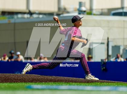 Thumbnail 3 in Golden vs. Cheyenne Mountain (CHSAA 4A Final Game 2) photogallery.