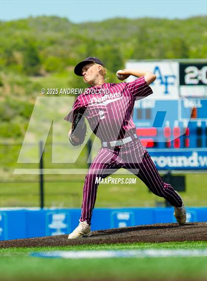 Thumbnail 3 in Golden vs. Cheyenne Mountain (CHSAA 4A Final Game 2) photogallery.