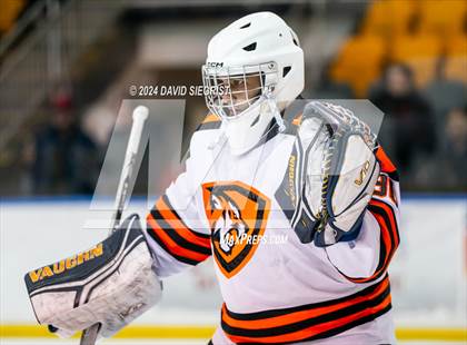 Thumbnail 2 in Morris Knolls vs. Tenafly photogallery.