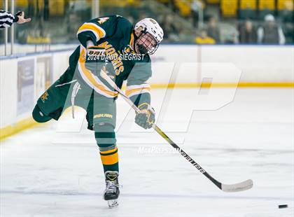 Thumbnail 3 in Morris Knolls vs. Tenafly photogallery.